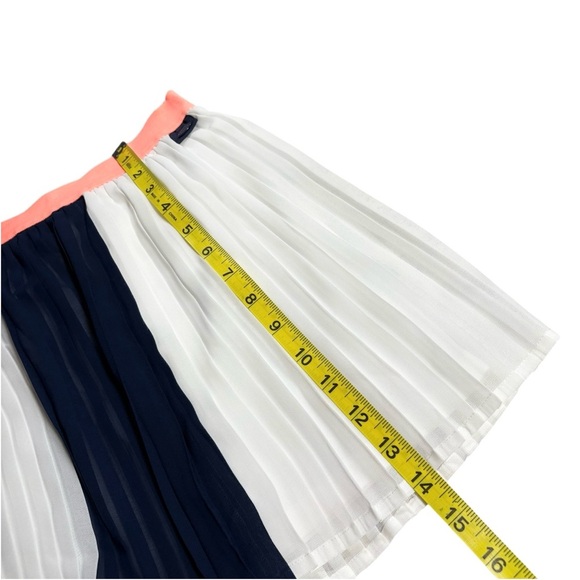 Tommy Hilfiger Girls Pleated Color Block Tennis Style Skirt, Size M (8/10) - Picture 8 of 9